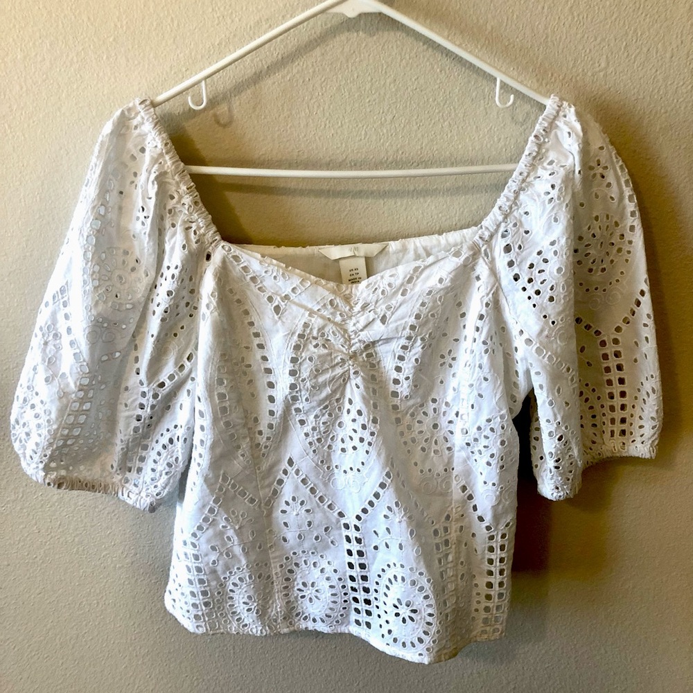 H&M White Top Women’s Size XS